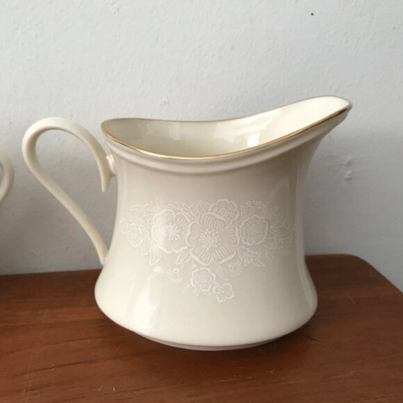 Vintage Lenox SPECIAL Etched Floral Ivory Gold Trim Creamer Sugar Bowl Set USA - Picture 3 of 7